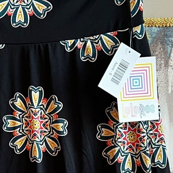 LuLaRoe Azure Skirt - Picture 7 of 7